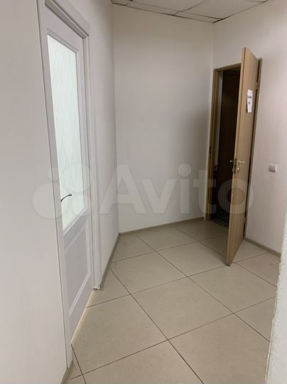 Торговая площадь, 335 м²