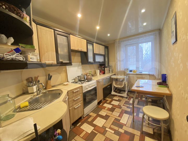 3-к. квартира, 67 м², 9/9 эт.