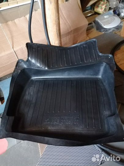 Коврик в багажник ваз 2107