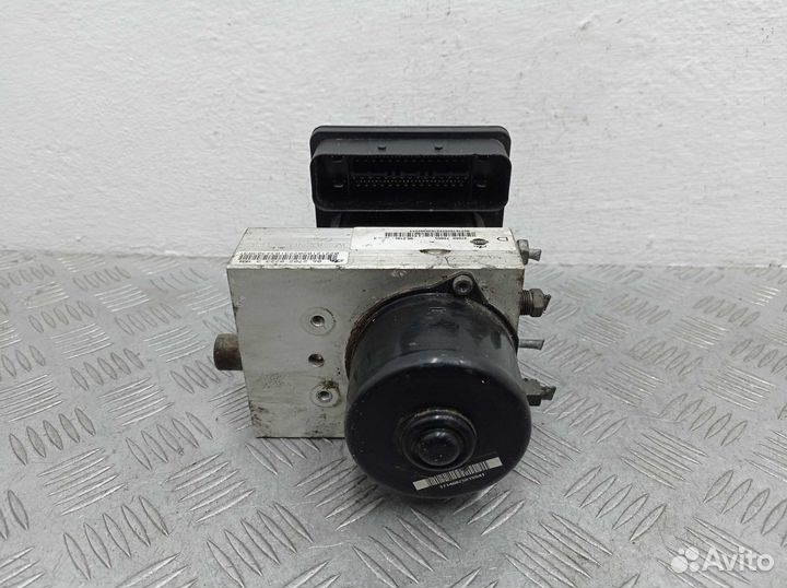 Блок ABS для Nissan Titan 1 476607S065