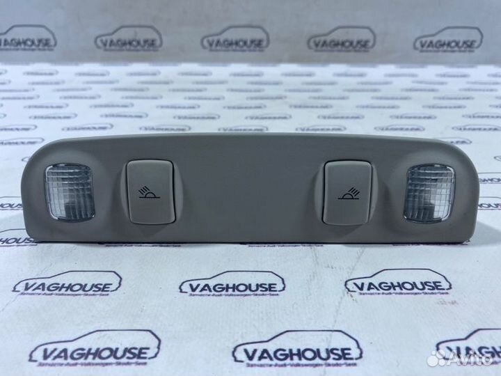 Плафон салона Audi Audi A3 Sportback 8P 1.6 BSE