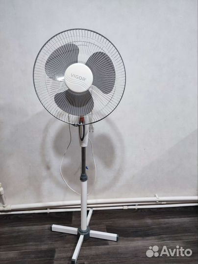 Вентилятор напольный Vigor HX-1170