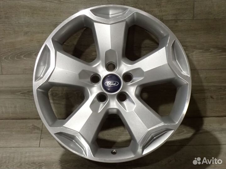 Комплект оригинальных R18 дисков Ford Kuga