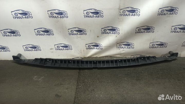 Кронштейн бампера Touareg