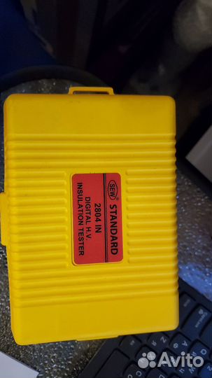 Измеритель сопротивления изоляции 2804 IN