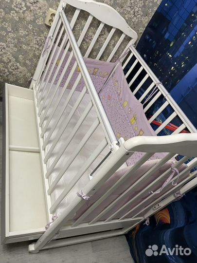 Детская кроватка