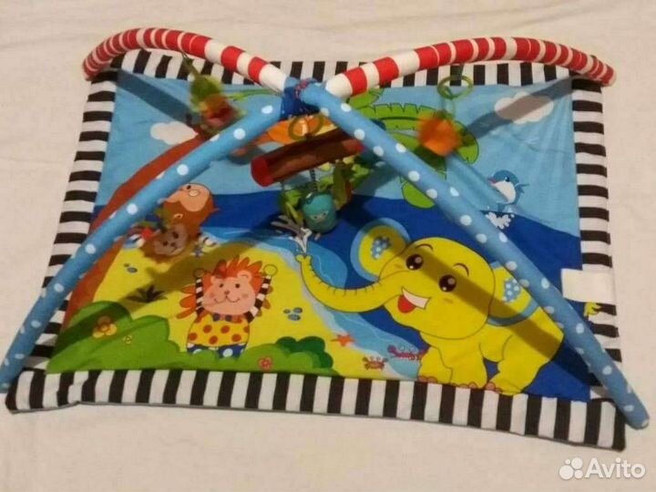 Развивающий коврик
