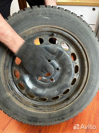 Firestone Ice Cruiser 7 205/55 R16