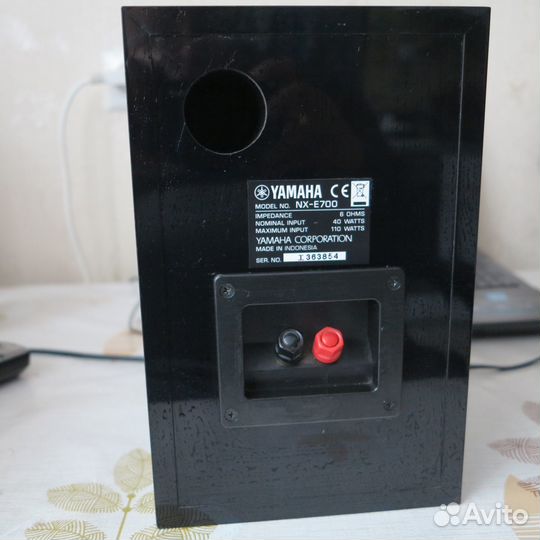 Акустические колонки Yamaha NX-E700