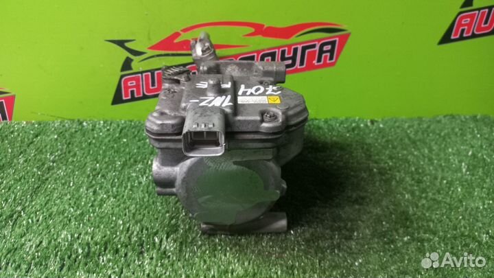 Компрессор кондиционера toyota NHP10 aqua 1NZ-FXE