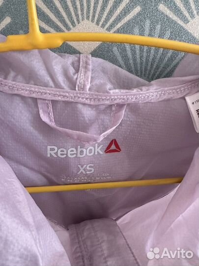 Ветровка для бега reebok женская