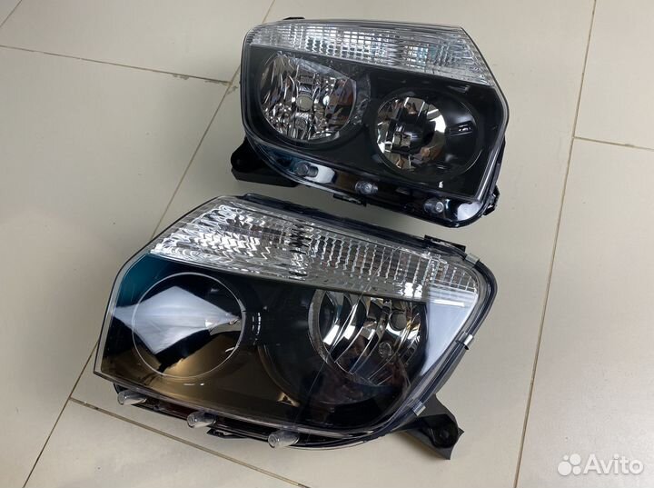 Фара новая Renault Daster 10-15 черная