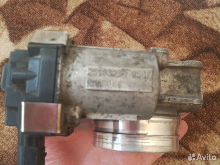 Дроссельная заслонка