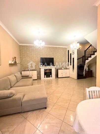 Таунхаус 137,6 м² на участке 1,5 сот.