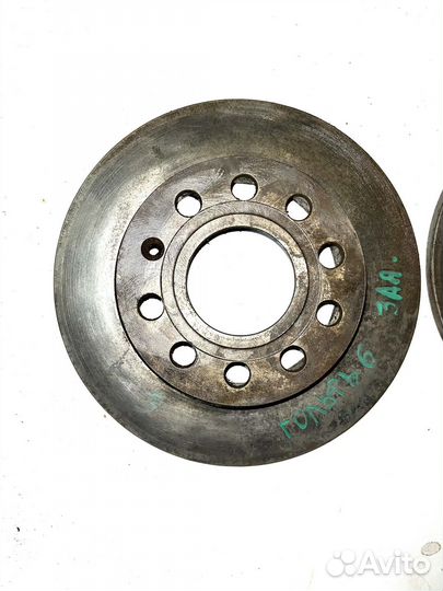 Диск тормозной задний VW Golf 6 (1.4 )