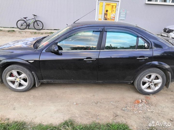 Ford Mondeo 2.0 МТ, 2006, 300 000 км
