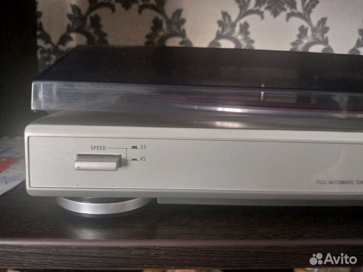 Проигрыватель винила dual