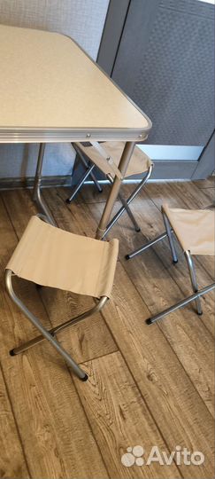 Стол складной и 4 стула