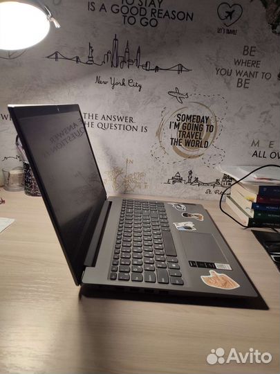 Ноутбук Lenovo