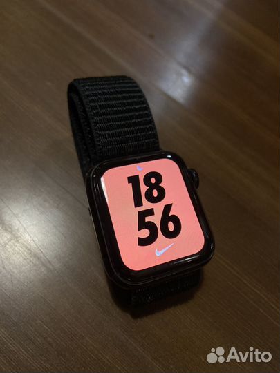 Apple watch se2 40мм