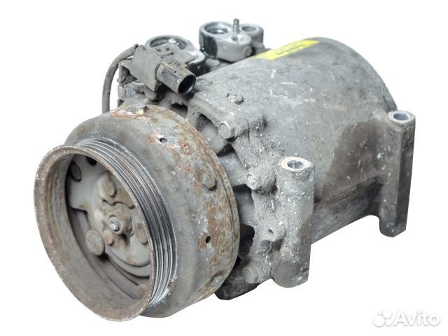 Компрессор кондиционера Mitsubishi LancerCedia