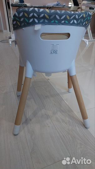 Стульчик для кормления lionelo