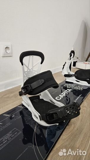 Сноуборд Capita Outerspace Living c креплениями