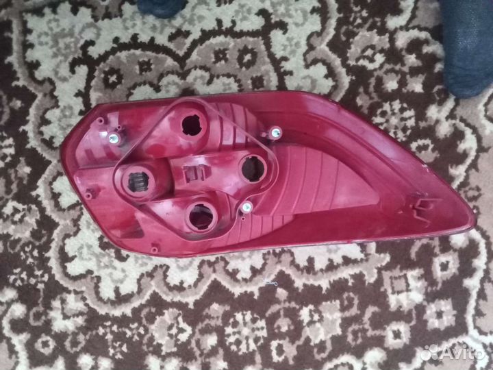 Фара гранта лифтбек правая