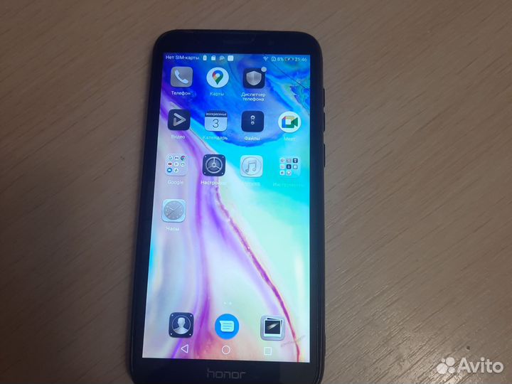 Телефон honor 7а
