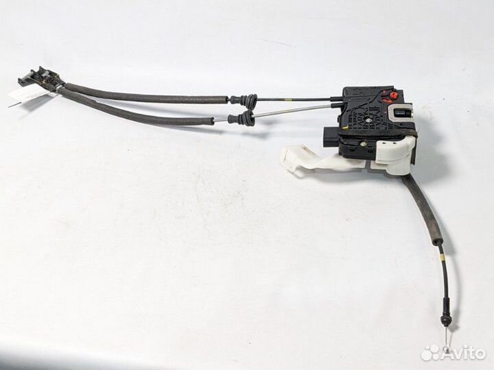 Замок двери задний левый Hyundai Sonata YF G4KD