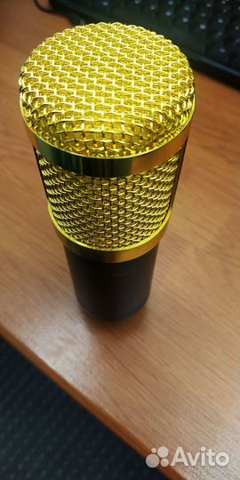 Конденсаторный микрофон