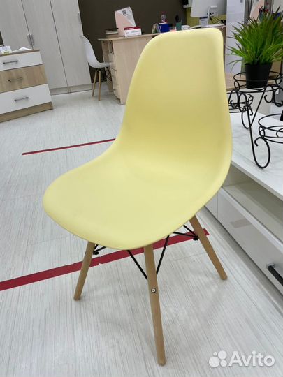 Стулья кухонные eames в наличии