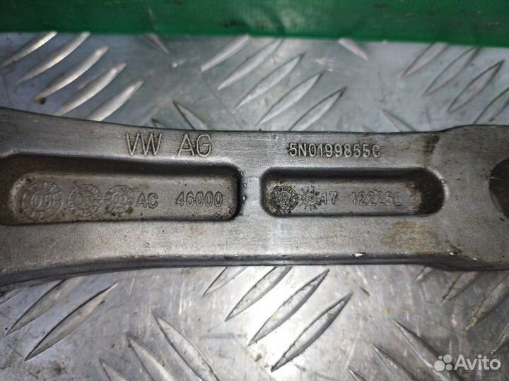 Подушка двигателя задняя Volkswagen Tiguan