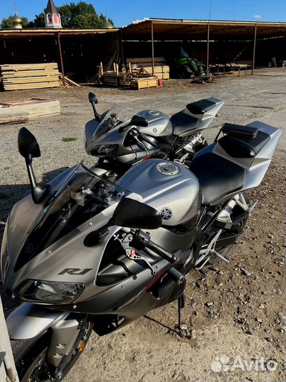 Yamaha YZF R1 2002г