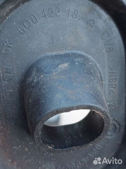 Пыльник рулевой рейки Skoda Fabia 2 6Q0423187G