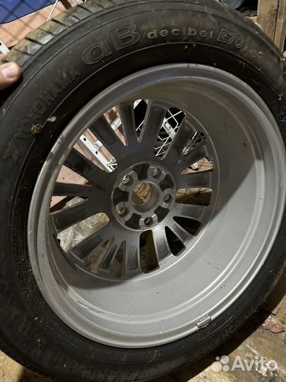 R17 Yokohama E70B 215/55, PCD 4x120 DIA 15