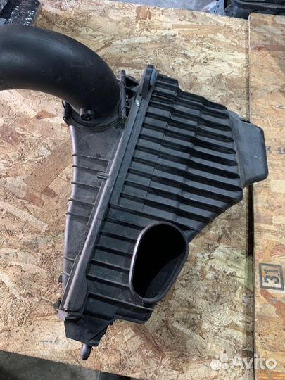 Корпус воздушного фильтра Porsche Cayenne 955 3.2