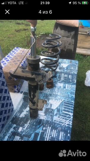 Стойки передние Форд куга1