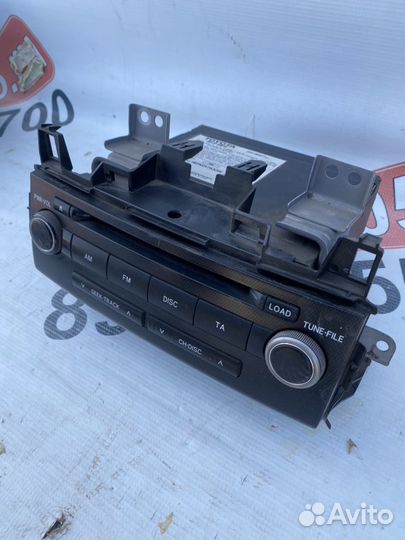 Toyota Land Cruiser 200 магнитола