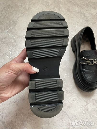 Лоферы для девочки 34 размер