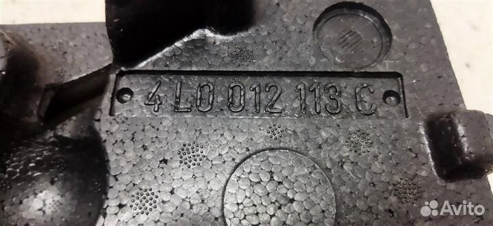 Ящик для инструментов Audi Q7 2005