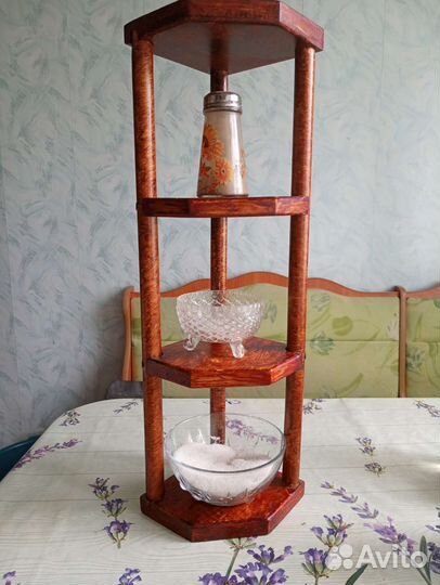 Подставка из дерева