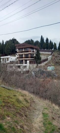 Дом 400 м² на участке 5,5 сот.