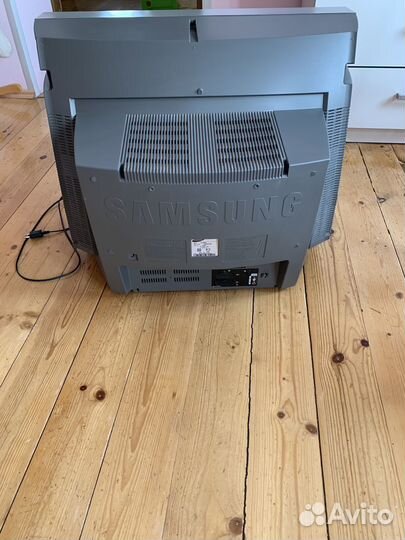 Телевизор samsung