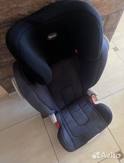 Детское автомобильное кресло britax romer