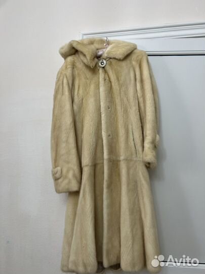 Шуба норковая с капюшоном