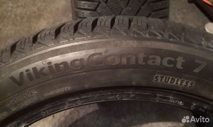 Continental ContiVikingContact 7 225/45 R17 94T