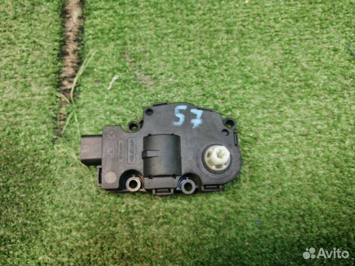 Сервопривод заслонки печки Mercedes Glk Х204