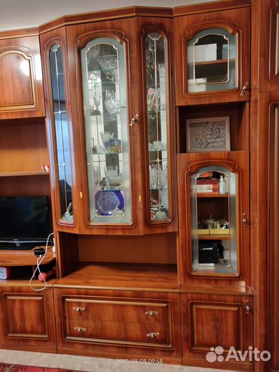 Стенка в гостиную бу