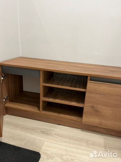 Тумба под телевизор новая